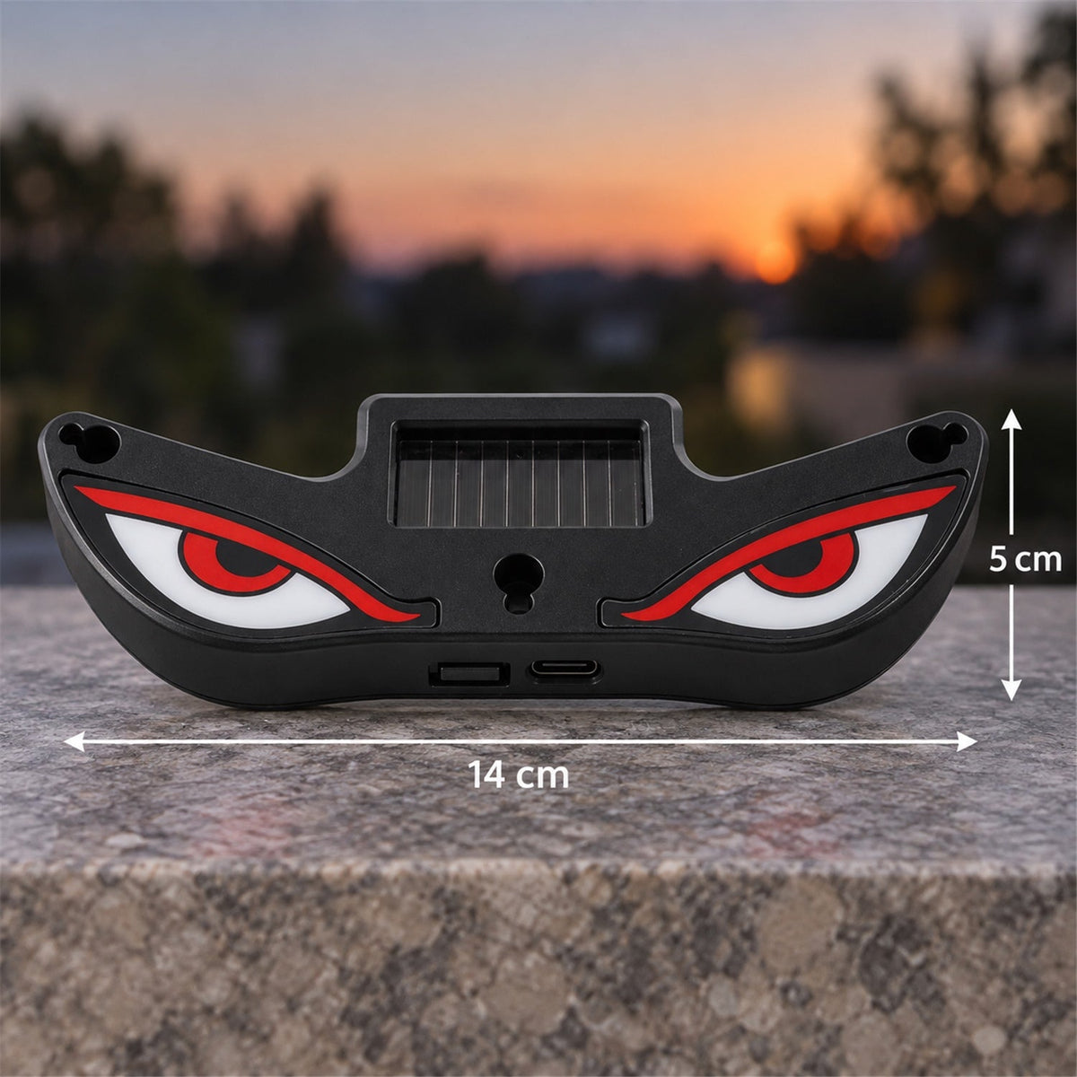 Solar Evil Eyes Warning Light With Usb Charging And Suction Mount (1 Pc)